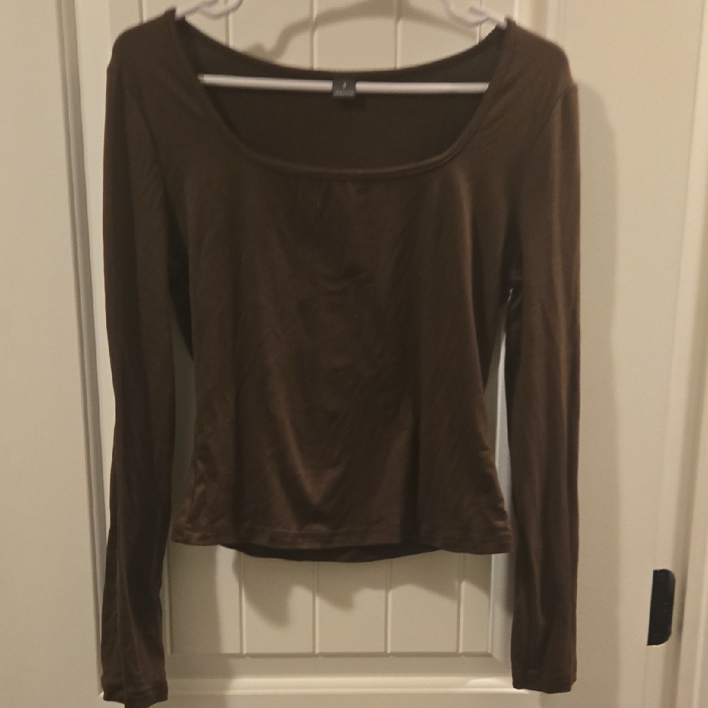 Shein Scoop Neck Longsleeve Size S